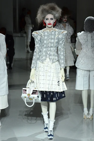 Look 14